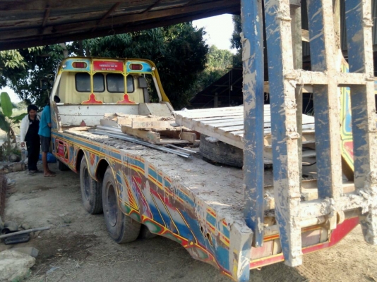 ขายรถสิบล้อเทเลอร์รถเกี่ยว HINO 2H 2 เพลา เครื่อง195 แรง ยาง 70\%