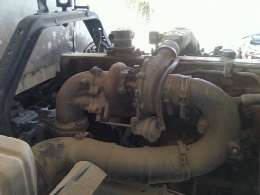 ขายรถสิบล้อเทเลอร์รถเกี่ยว HINO 2H 2 เพลา เครื่อง195 แรง ยาง 70\%