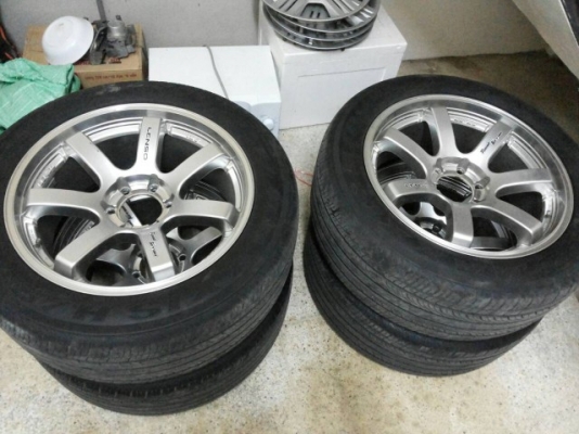 ขายแม็กพร้อมยาง LENZO RT-7 ขอบ20X9นิ้ว 6รู ยางปี10X4ล้อ