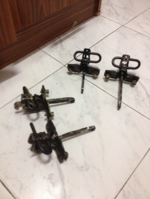 ขายกันเลยประตู BMW e30 4ประตู จำนวน4ชิ้น ราคา400บาท โทร0875077464โส กทม ขายกันเลยประตู BMW e30 4ประตู จำนวน4ชิ้น ราคา400บาท โทร0875077464โส กทม