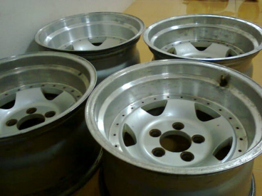 15X8.5 ET-27 5/114 สวย1ชุดราคาถูกมีเก็บงาน1วง(ดูเก่ายังไม่ทำความสะอาด)