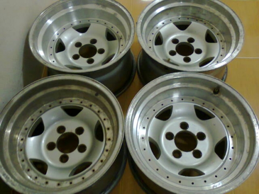 15X8.5 ET-27 5/114 สวย1ชุดราคาถูกมีเก็บงาน1วง(ดูเก่ายังไม่ทำความสะอาด)