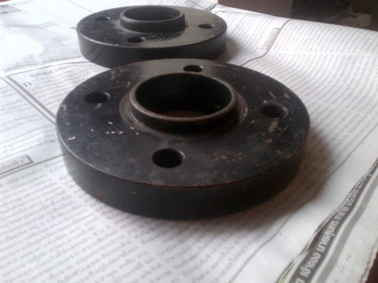 สเปเซอร์เหล็ก 4รู114 ออก4รู114 หนาขนาด1นิ้ว มีบ่ากันสั่น สภาพสวยๆ