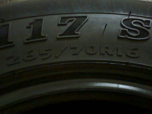 265-70-16 ปี12 ยางใหม่ซื้อมาใช้ได้1อาทิตย์ขายต่อเปลี่ยนใส่ยาง33
