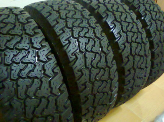 265-70-16 ปี12 ยางใหม่ซื้อมาใช้ได้1อาทิตย์ขายต่อเปลี่ยนใส่ยาง33