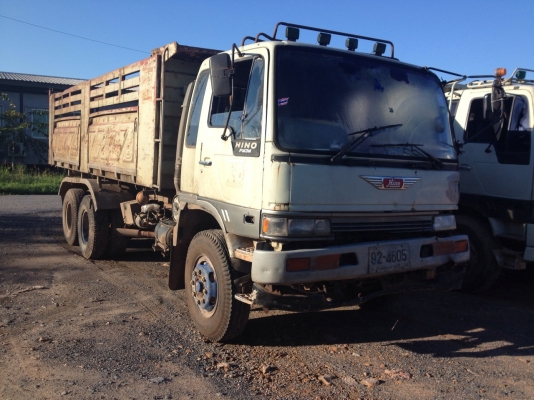 มาอีกคันแล้วครับขอดีราคาถูกแบบนี้มี 2 คัน HINO FN3M ทะเบียนพร้อมโอนเลยครับ
