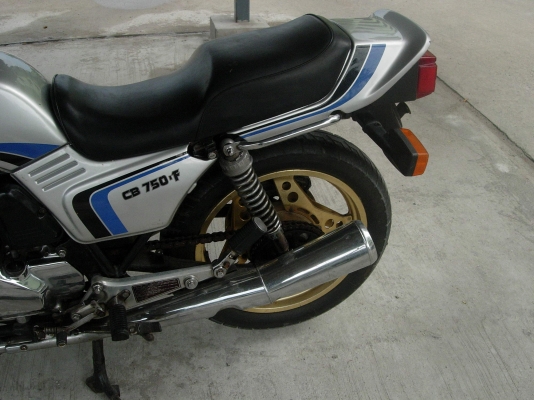 ขาย cb750f ทะเบียนเเท้