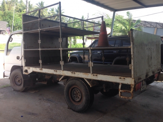 ขายรถ 4 ล้อใหญ่ ISUZU 88 แรงม้า ราคา 220000