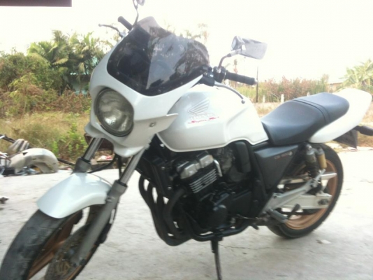 -------  Honda CB 400 ประกอบใหม่ครับ -----------