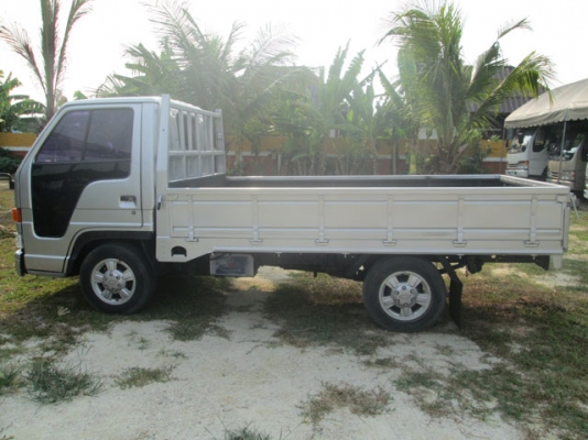 ISUZU NHR ตาหวาน เครื่อง บรรทุกไม่ติดเวลา