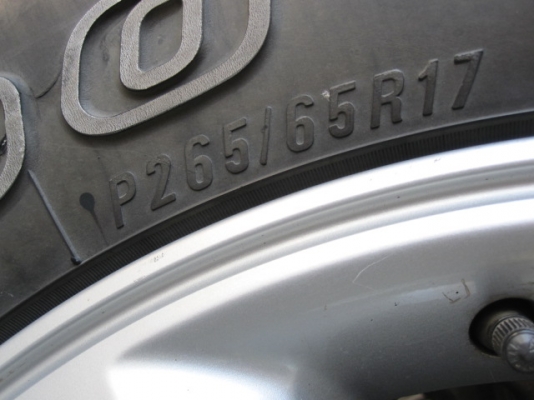 แม็กวีโก้ 17 พร้อมยาง Maxxis AT แม็ก 14+ยาง เก๋ง ถูกๆ