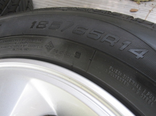 แม็กวีโก้ 17 พร้อมยาง Maxxis AT แม็ก 14+ยาง เก๋ง ถูกๆ