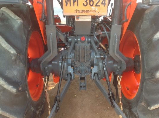 ปัญญาแทรคเตอร์มาแล้ว...จัดมาให้ครับ รีบโดยด่วน.คูโบต้า L4508 พร้อมใบมีดตราช้าง จัดส่ง อ.บุ่งคล้า จ.บึงกาฬ