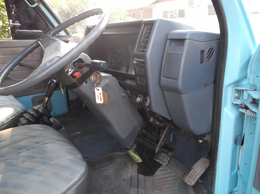 ISUZU NKR 88แรง ปี34 เกรีย์สั้น 270,000 บาท ISUZU NKR 88แรง ปี34 เกรีย์สั้น 270,000 บาท