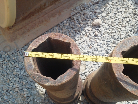 แบบท่อของเครื่องอัดถ่านมีหลายแบบ มีแบบ6เหลี่ยมและ4เหลี่ยม แบบท่อของเครื่องอัดถ่านมีหลายแบบ มีแบบ6เหลี่ยมและ4เหลี่ยม