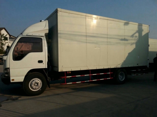 NQR 150 ยาว 5.5 เมตร ปี 51 แจ้ง ม.79 ให้แล้ว เล่มพร้อมโอน NQR 150 ยาว 5.5 เมตร ปี 51 แจ้ง ม.79 ให้แล้ว เล่มพร้อมโอน