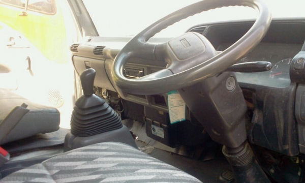 NQR 150 ยาว 5.5 เมตร ปี 51 แจ้ง ม.79 ให้แล้ว เล่มพร้อมโอน NQR 150 ยาว 5.5 เมตร ปี 51 แจ้ง ม.79 ให้แล้ว เล่มพร้อมโอน