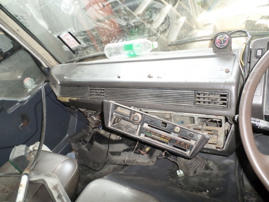 หัวเก๋ง MITSUBISHI FUSO