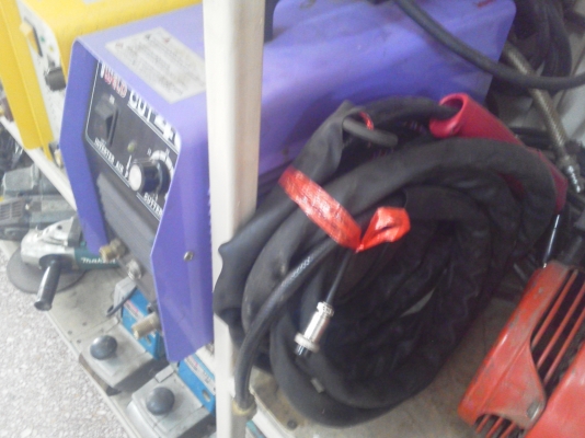 (ยืมVDOมาให้ดู)เครื่องตัดโลหะพลาสมา ยี่ห้อ IWELD รุ่น CUT 40 ใช้งานน้อยมากตัวเครื่องยังใหม่มากพร้อมใช้งานและอุปกรณ์ครบ