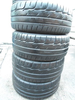 ขายยาง BRIDGESTONE RE11 205/45/17 ปลายปี09 ดอกเต็ม ชุดละ 9,900 บาท