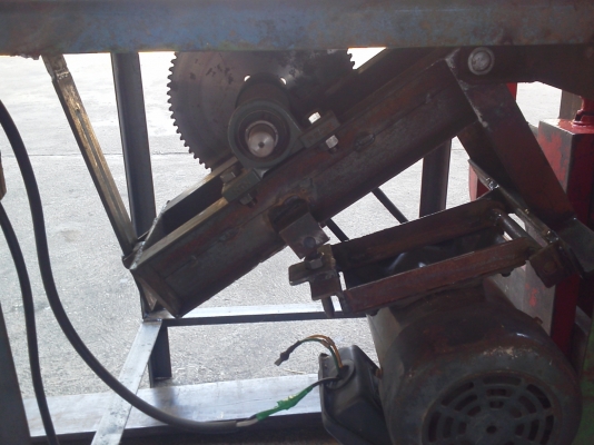 (มีVDO)โต๊ะเลื่อยวงเดือนชนิดปรับใบขึ้นลงได้ใส่ใบเลื่อยได้ใหญ่ถึง16 นิ้วหน้าโต็ะติดด้วยอลูมีเนียมหนา