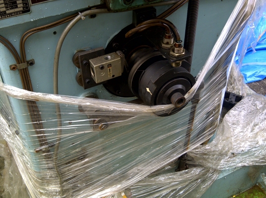 เครื่องปั๊มกดตัดหรือปั๊มชิ้นงานด้วย ไฮดรอลิค 4 เสา มีช่องป้อนงานเข้าและชิ้นออกอัตโนมัต เครื่องสภาพดี เครื่องปั๊มกดตัดหรือปั๊มชิ้นงานด้วย ไฮดรอลิค 4 เสา มีช่องป้อนงานเข้าและชิ้นออกอัตโนมัต เครื่องสภาพดี