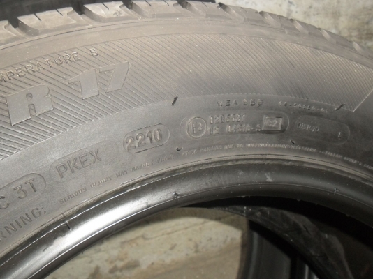ยาง MICHELIN 225/65R17 ปี10 สวยๆ 4 เส้น ราคา 2700 บาท