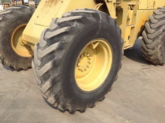 ถตักล้อยาง Komatsu 510 เก่าญี่ปุ่น ซีเรียล 1514X กรองเดี่ยว บุ้งกี๋ 1.2Q