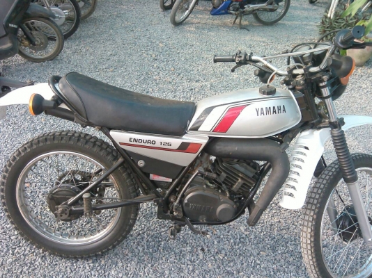 ขาย dt mono 125 cc ทะเบียน พรบ พร้อมชุดโอน
