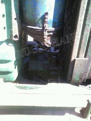 รถไถ John Deere ขายตามสภาพพร้อมใบดัน