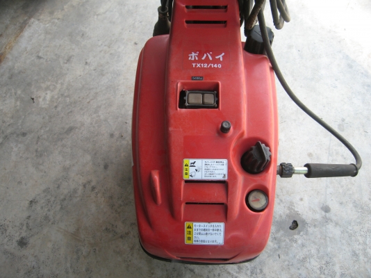 เครื่องล้างอัดฉีดแรงดันสูง  ใช้ไฟ3เฟส 380w  เก่านอก madein italy  3.8 kw 1400 R.P.M.