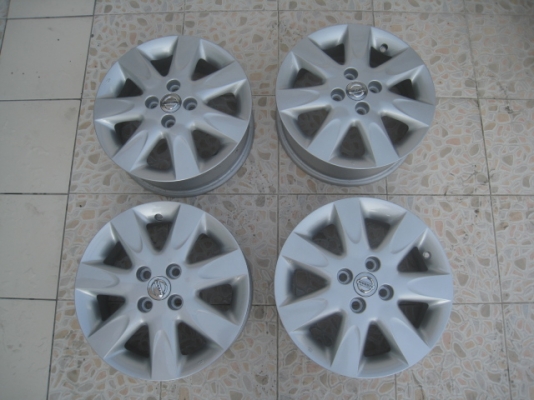 ขายล้อแม็กมือสอง Nissan march 15"x5.5" et 50 4รู100 ล้อทำสีมาใหม่ครับ ไม่มีซ่อม ไม่มีดุ้งครับ  สนใจติดต่อเล็กคลองสาม (081-3747940)