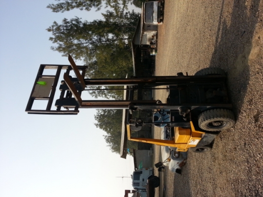 ขาย โฟรคลิฟ TCM 2 ตัน เครื่อง ดีเซล พร้อมใช้ครับ ขาย โฟรคลิฟ TCM 2 ตัน เครื่อง ดีเซล พร้อมใช้ครับ