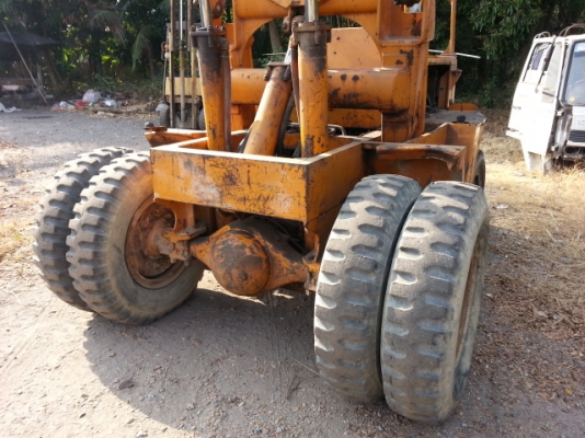 ขาย รถตัก ล้อยาง TCM พร้อมใช้ครับ ขาย รถตัก ล้อยาง TCM พร้อมใช้ครับ