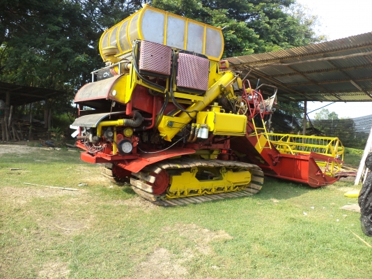 รถเกี่ยวข้าวเกษตรพัฒนา