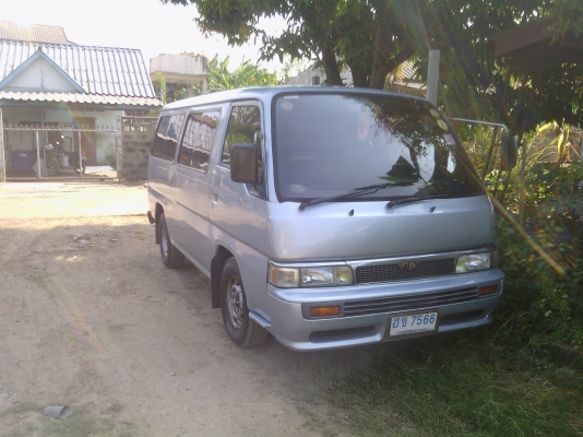 ขายรถตู้  นิสสัน คาราแวน  เครื่อง  TD 27 ราคาถูก  ตามภาพที่เห็น ราคา  87000
