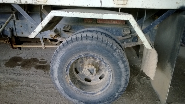 6ล้อดั้ม195แรง FF3H รถสวยสภาพดี ห้างแท้ ดั้มสามิตร ยาง900-20 เล่มพร้อม