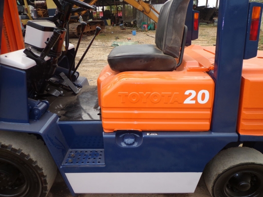 ขายรถยก TOYOTA 5FG20 เครื่องเบนซิน ติดต่อคุณจิ๊ด โทร. 089-7949488 ขายรถยก TOYOTA 5FG20 เครื่องเบนซิน ติดต่อคุณจิ๊ด โทร. 089-7949488