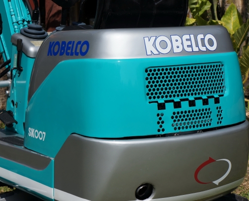 ขายรถขุดเล็ก KOBELCO SK007 พร้อมหัวแบรคเกอร์