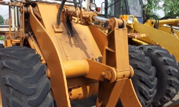 รถตักล้อยาง Komatsu 510 #14518 นำเข้าจากญี่ปุ่น รถจอดอยู่ที่โกดังเราในไทยค่ะ