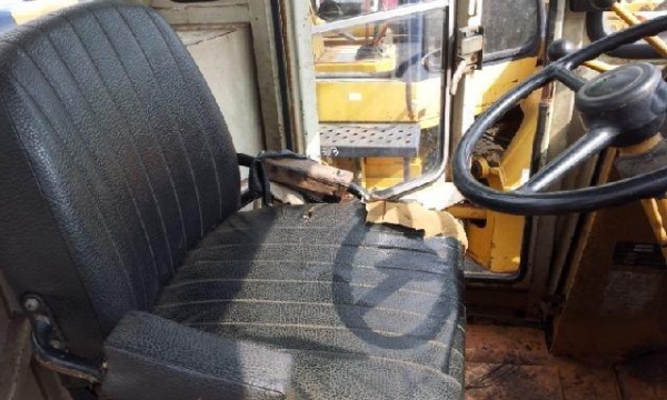 รถตักล้อยาง Komatsu 510 #14518 นำเข้าจากญี่ปุ่น รถจอดอยู่ที่โกดังเราในไทยค่ะ