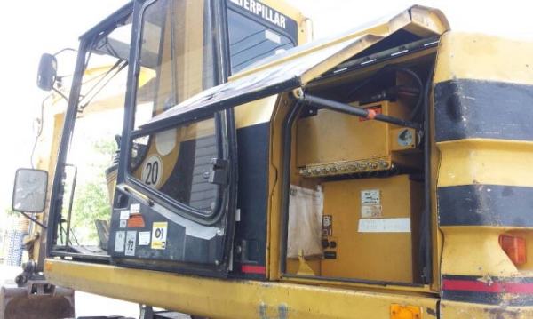 M312 # 6TL00551 : รถตักล้อยาง นำเข้าจากยุโรป by กุ้ง:TOS:0813062283