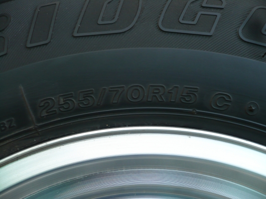 แม็กหยดน้ำ15x7พร้อมยางBS แม็กหยดน้ำ15x7พร้อมยางBS