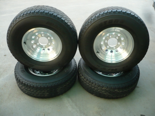 แม็กหยดน้ำ15x7พร้อมยางBS แม็กหยดน้ำ15x7พร้อมยางBS