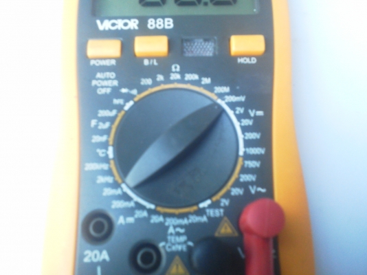 มัลติมิเตอร์ VICTOR 88A ตัวใหญ่หน้าปัดใหญ่ชัดเจนมากสภาพสวยพ่านการใช้งานมาน้อยมากเหมือนใหม่