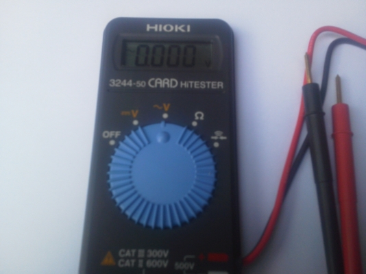 มัลติมิเตอร์ HIOKI ตัวเล็กจากญี่ปุ่นหน้าปัดใหญ่ชัดเจนมากสภาพสวยพ่านการใช้งานมาน้อยมากเหมือนใหม่ ใส่กระเป๋าเสือได้สบาย