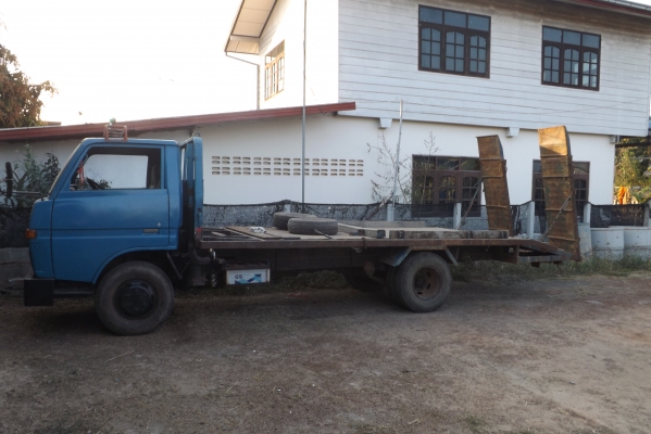 ขายรถบบรรทุก 6 ล้อ ลากรถเกี่ยวข้าว