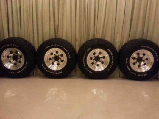 ขายล้อ 15 offroad พร้อมยาง mud bf 31 ขายล้อ 15 offroad พร้อมยาง mud bf 31