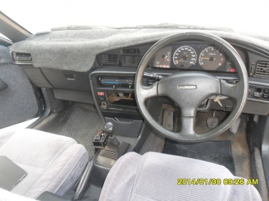 ขายรถโตโยต้า โคโรน่าปี90 เครื่อง2.0เกียร์ธรรมดา เพาเวอร์ กระจกไฟฟ้า แอร์เย็น ไม่ผุ เรถขับดี ภาษีปี57 ขายถูกๆครับ