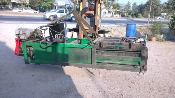 Sell> ขายแท่นอัดกระดาษแนงนอนมือสอง ราคาถูกครับ เพ่งต่อมาใหมา ใช้งานได้เป็นอย่างดีครับ มอเตอร์ 10HP นครปฐมครับ